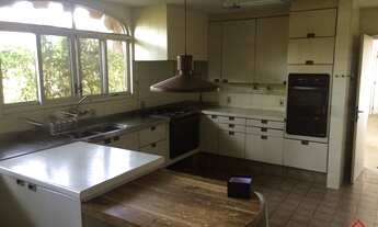 Imagem 7: Casa de alto padrão em local tranquilo ao lado do shopping Cidade Jardim