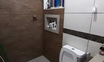 Imagem 7: Casa para venda possui 54 metros quadrados com 2 quartos em Colinas - Londrina - PR