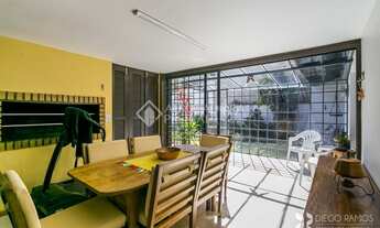 Imagem 3: Maravilhosa casa térrea com um amplo pátio no bairro Jardim Isabel