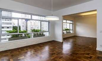 Imagem 2: AMPLO 3 DORMITORIOS COM VAGA E VARANDA , REFORMADO