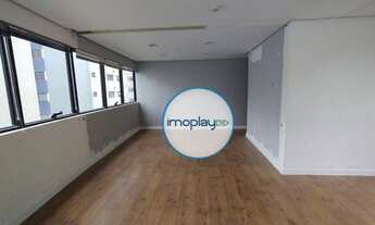 Imagem 6: Conjunto comercial com 64m² vão livre, piso laminado, forro modular e 02 vagas de garagem