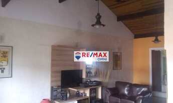 Imagem 7: Cond.Gramado, casa duplex, com 4 quartos, 1 suíte, piscina, churrasqueira. Aceita Financia