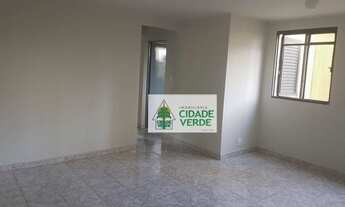 Imagem 4: Apartamento com 3 dormitórios para alugar, 85 m² por R$ 880,00/mês - Zona 7 - Maringá/PR