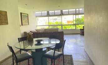 Imagem 3: Leblon, Rua Bartolomeu Mitre, Quadra da Praia, Apt 140 m2, 4 quartos, 1 suíte, 1 vaga !!