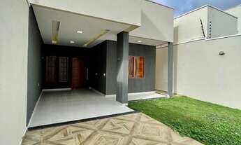 Imagem 2: Casa para venda com 150 metros quadrados com 2 quartos em Gramado - Cotia - São Paulo