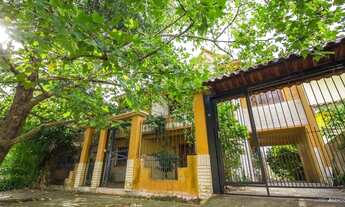 Imagem 5: Vendo casa com cinco dormitórios, confortável, em Canoas RS