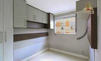 Imagem 3: Vendo apartamento de dois dormitórios, suíte e vaga de garagem na Avenida Ary Tarrâgo em P