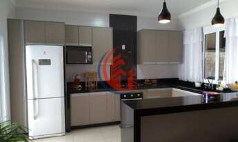 Imagem: Uma das melhores casa do bairro com acabamento