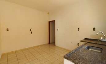 Imagem 5: ALUGA-SE I CASA EXCELENTE LOCALIZAÇÃO