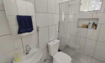 Imagem 3: 1476 Duas Casas em Alvenaria no Bairro Costeira, com piscina, distante 180 metros da lagoa