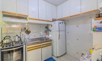 Imagem 6: Apartamento com 3 dormitórios à venda, 64 m² por R$ 245.000 - Vila Ipiranga - Porto Alegre