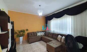 Imagem 2: Casa térrea com 3 dormitórios localizada no bairro Cambuy