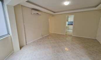 Imagem 2: Apartamento à venda com 2 quartos no bairro Coqueiros em Florianópolis