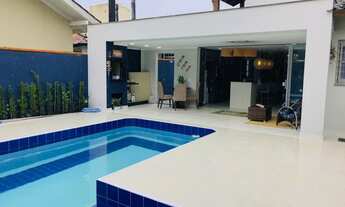 Imagem 4: Casa para aluguel tem 285 metros quadrados com 4 quartos em Jurerê - Florianópolis - SC