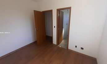 Imagem 4: Casa Geminada para Venda em Betim, Petrópolis, 3 dormitórios, 1 suíte, 1 banheiro, 2 vagas