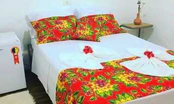 Imagem 5: Vendo e alugo para temporada, com 5 suites, sendo uma master com hidro, cozinha gourmet,pi