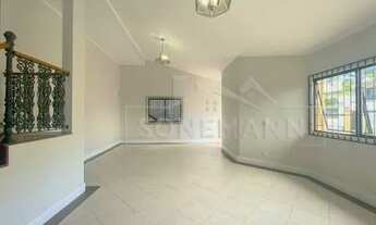 Imagem 5: Casa para venda possui 335 metros quadrados com 3 quartos em Coqueiros - Florianópolis - S