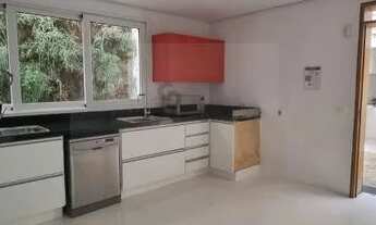 Imagem 5: Casa em estilo moderno em local próximo ao Parque Ibirapuera