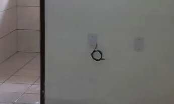 Imagem 2: Casa No Campo Limpo com Varanda para Aluguel na Rua Principal Antes do CPM