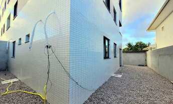 Imagem 2: Apartamento no Portal do Sol, 3 quartos, 2 banheiros, 71m2, quintal em U