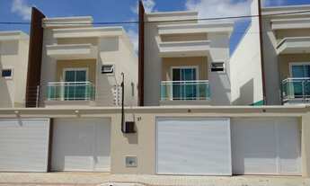 Imagem: Casa Duplex no Centro do Eusébio em Rua