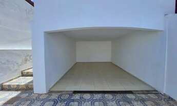 Imagem 4: ALUGO)Excelente Casa bem localizada com<br>com 6 quartos Garagem para 4 carros em C