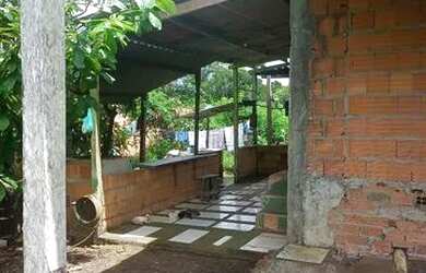 Imagem 3: Vende-se uma casa no limão