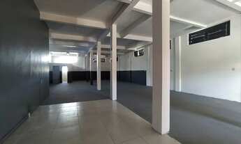 Imagem 2: LAJEADO - Galpão/Depósito/Armazém - Montanha