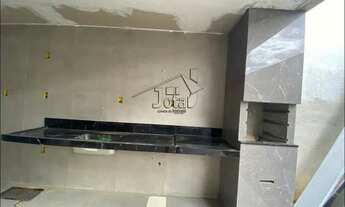 Imagem 2: Casa de 198 m² de área construída com 3 quartos(st) no bairro Alto Esplanada