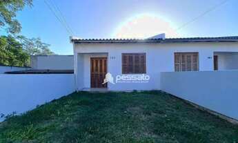 Imagem 2: Casa com 2 dormitórios para alugar, 56 m² por R$ 815,00/mês - Mato Alto - Gravataí/RS