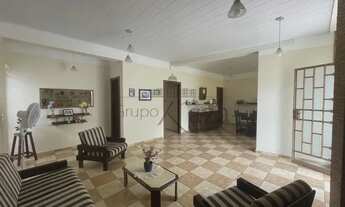 Imagem: Casa para aluguel possui 310 metros quadrados