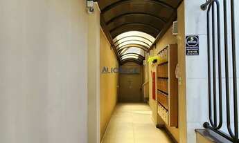 Imagem 2: Oportunidade! Apartamento 2 quartos com garagem no Centro