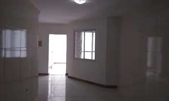 Imagem 2: Vende-se otima casa de andar no Augusto Franco