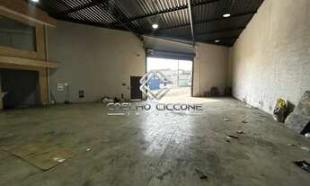 Imagem 7: Galpão com mezanino, escritório, 2 banheiros para Locação, 245m² por R$8.500,00