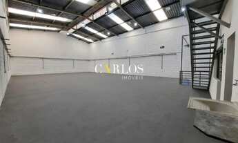 Imagem 4: Galpão com sub estação e frente recuada