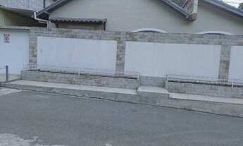 Imagem: Casa na serra com lazer e conforto