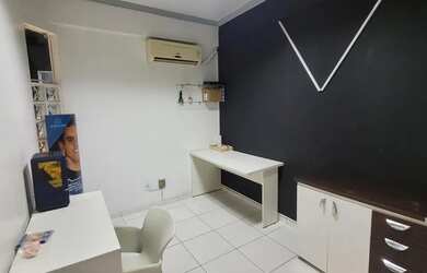 Imagem 5: Alugo Ponto Comercial nos Altos com 8 Salas/ Recepção/ 2 banheiros na Magalhães Barata São