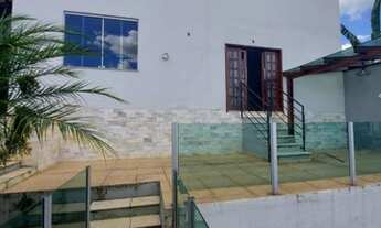 Imagem 6: Casa para venda tem 240 metros quadrados com 2 quartos