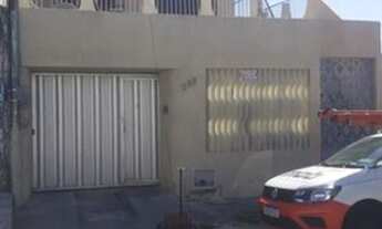 Imagem 2: Casa com 4 dormitórios à venda, 238 m² por R$ 400.000,00 - Jardim Iracema - Fortaleza/CE