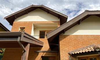 Imagem 6: Casa em condomínio para venda possui 330 metros quadrados com 4 suítes