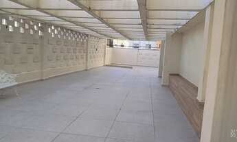 Imagem 7: Em frente ao Colégio Santa Amália, 2 min a pé da Estação Saúde do Metrô. Um verdadeiro ach