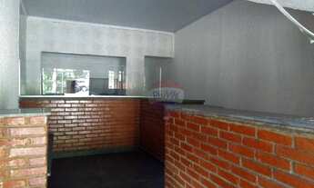 Imagem 5: Casa comercial de 04 dormitórios com forno de Pizza - Perto da Praça Isaí Leiner - Jardim