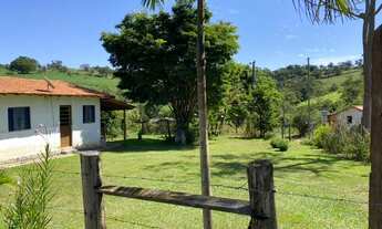 Imagem 3: Sítio para Venda, Brumadinho / MG, bairro rural, 2 dormitórios, 1 banheiro, 3 vagas de gar