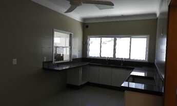 Imagem 3: Casa com 4 quarto(s) no bairro RibeirÃo do Lipa em Cuiabá - MT