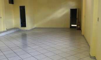 Imagem: Sala Grande Localizada No Centro De Seabra