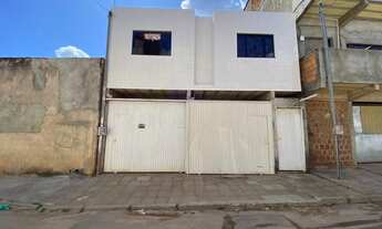 Imagem: Sobrado na Avenida do Baixinho Del Lago