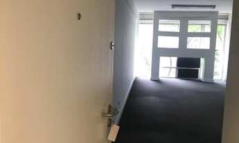 Imagem 3: CONJUNTO SALA COMERCIAL para alugar com 42.4m² por R$ 600,00 no bairro Centro Cívico - CUR