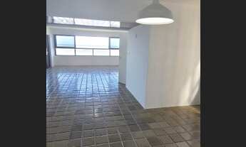 Imagem 3: Apartamento 4 quartos, Beira mar , pé na areia em Candeias. 230m²