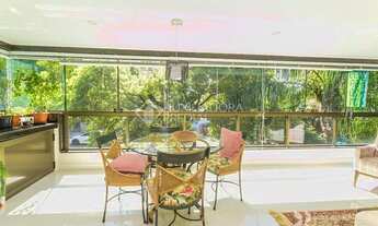 Imagem 3: Apartamento para venda possui 132. Petropolis com 3 dormitórios e 3 vagas