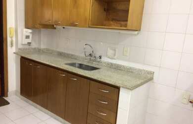 Imagem 2: Apartamento para aluguel com 137 metros quadrados com 3 quartos em Copacabana - Rio de Jan